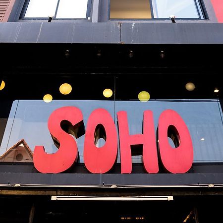 So Hostel Chiang Mai Ngoại thất bức ảnh
